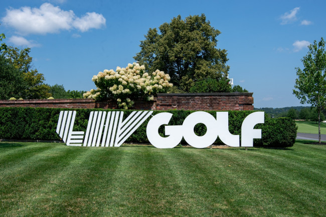 LIV Golfs administrerende direktør forsikrer, at Saudi-Arabien ikke stopper sin finansiering af golfligaen