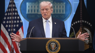 Trump accepterer en to-ugers våbenhvile i Iran og trækker sig tilbage fra truslen for at 