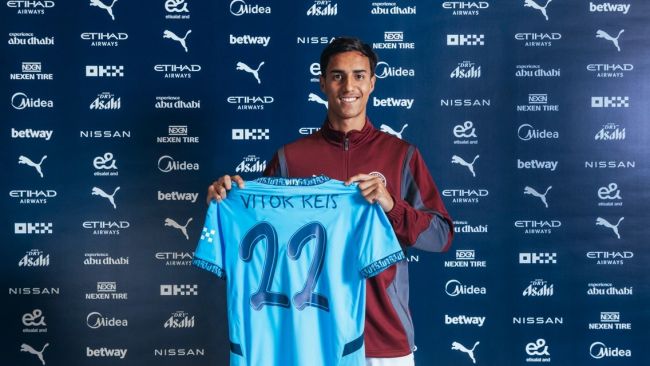 Manchester City har brugt over 150 millioner euro på nye signeringer, men de bliver nødt til at vælge Champions League