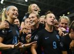 Englands sejr beskrevet som "en film, der holder dig på kanten af dit sæde" og "en rutsjebane af følelser"