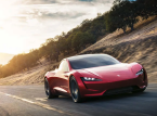 Den vanvittige Tesla Roadster vil blive vist inden &aring;rets udgang