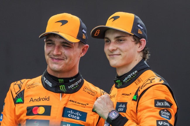 Oscar Piastri og Lando Norris bliver stillet det sværeste spørgsmål før det sidste F1-løb