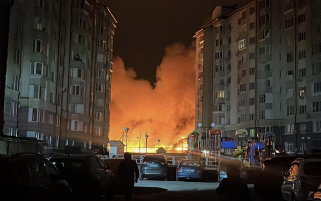 Rusland iværksætter et massivt natligt angreb på Ukraine: 650 droner og 51 missiler