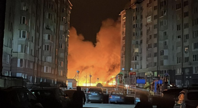 Rusland iværksætter et massivt natligt angreb på Ukraine: 650 droner og 51 missiler