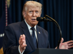 Trump kritiserer Iran for tankskibsgebyrer i Hormuzstr&aelig;det: "Det h&aring;ber de ikke"