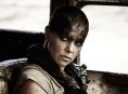 Charlize Theron kommenterer på at blive erstattet som Furiosa i Mad Max-universet