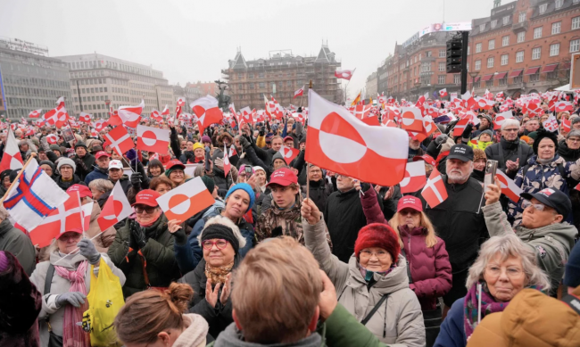 Protester spredte sig over hele Danmark og Grønland over Trumps trusler: 