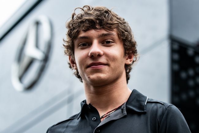 Andrea Kimi Antonelli bliver den yngste polesitter i Formel 1-historien med 