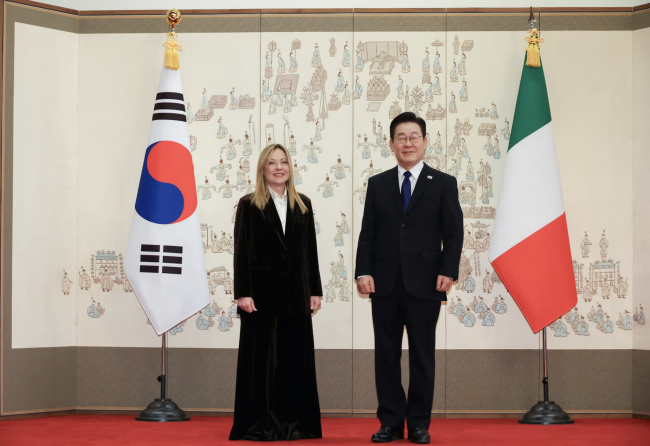 Sydkorea og Italien styrker samarbejdet inden for AI, chips og kritiske mineraler