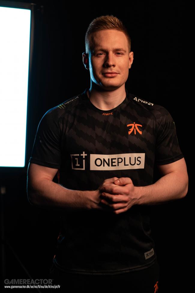 OnePlus offentliggør samarbejde med League of Legends-holdet Fnatic